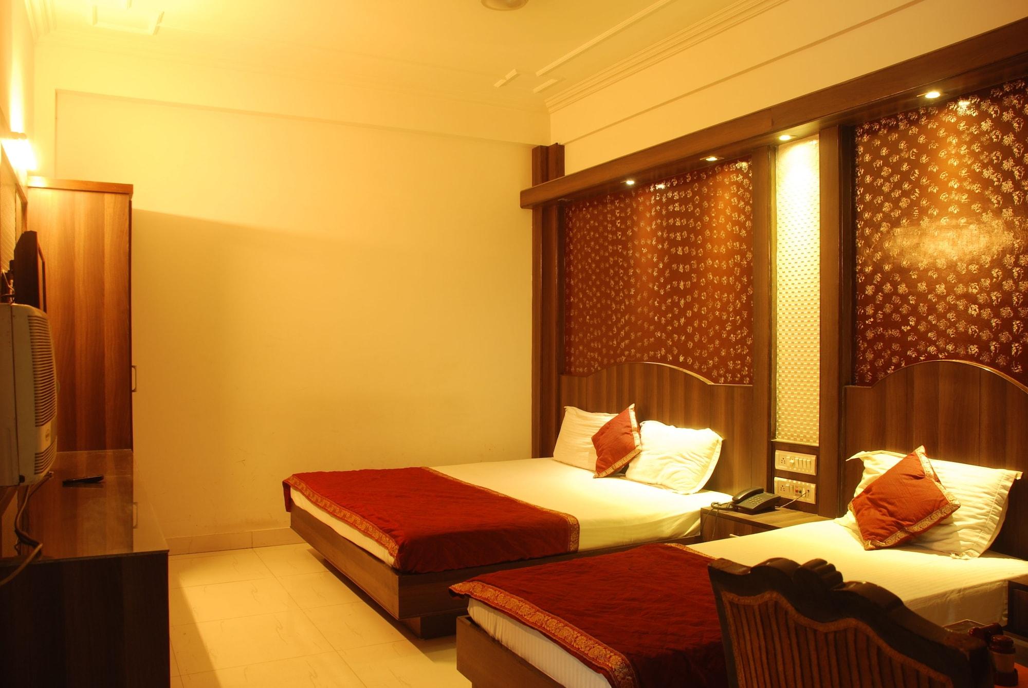 Hotel Baba Deluxe At New Delhi Railway Station -By Rcg Hotels Exterior foto