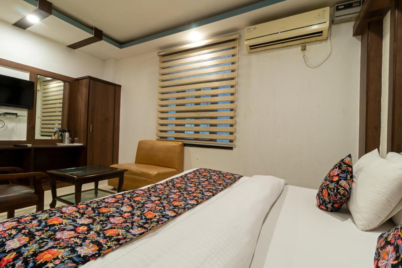 Hotel Baba Deluxe At New Delhi Railway Station -By Rcg Hotels Exterior foto