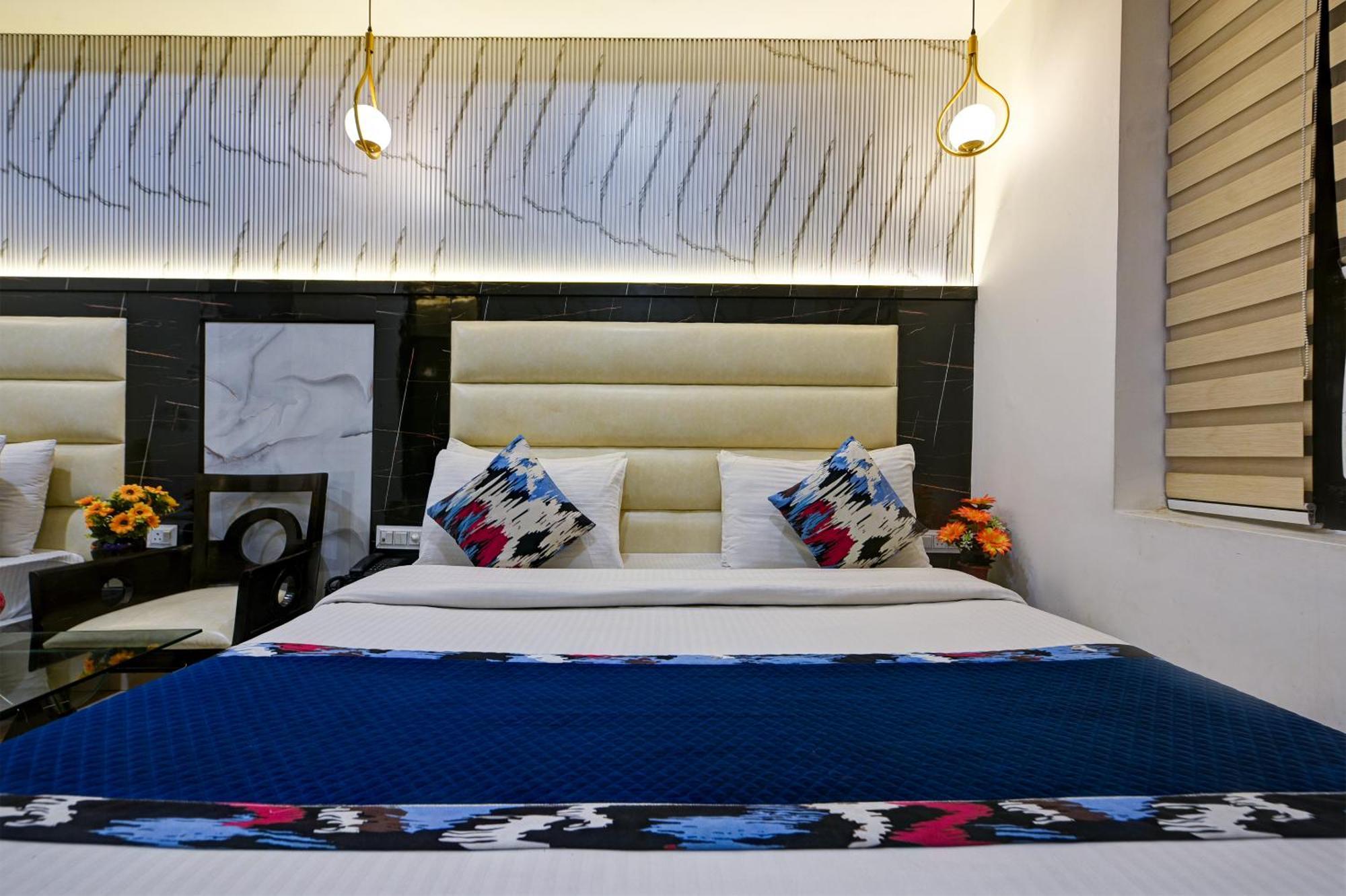 Hotel Baba Deluxe Near New Delhi Railway Station And City Center -By Rcg Hotels Exterior foto