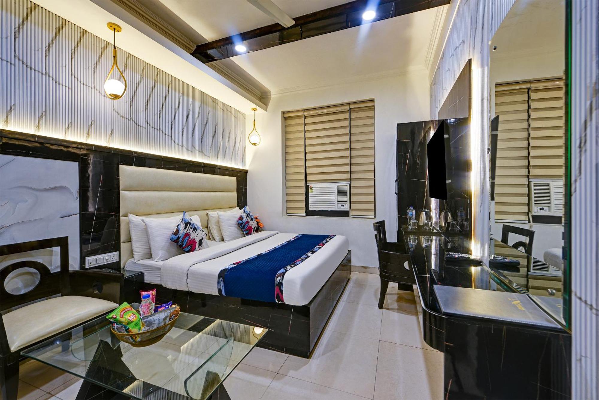 Hotel Baba Deluxe At New Delhi Railway Station -By Rcg Hotels Exterior foto