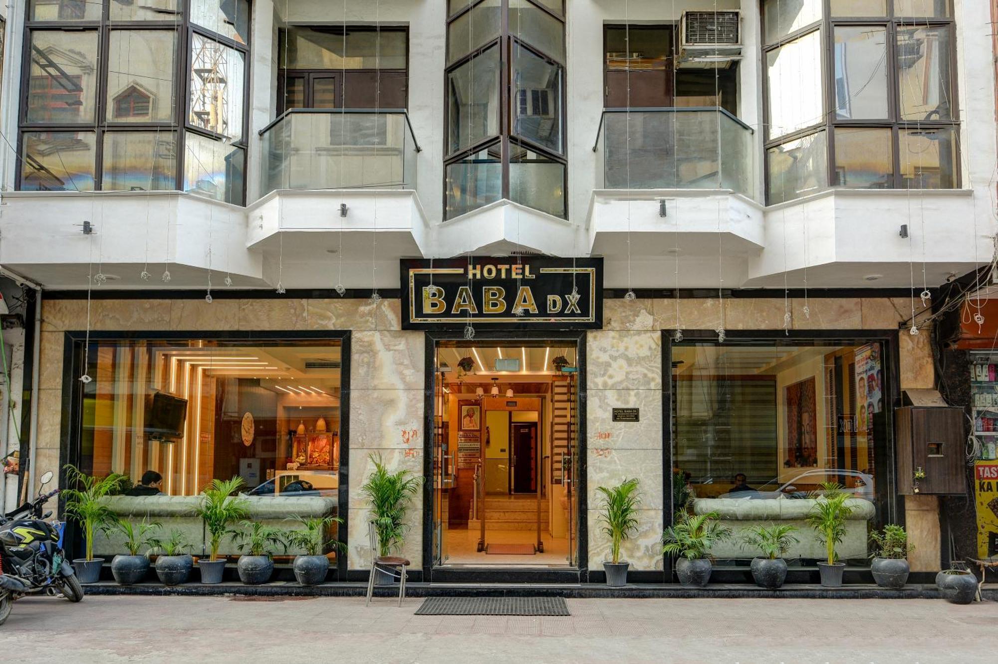 Hotel Baba Deluxe At New Delhi Railway Station -By Rcg Hotels Exterior foto